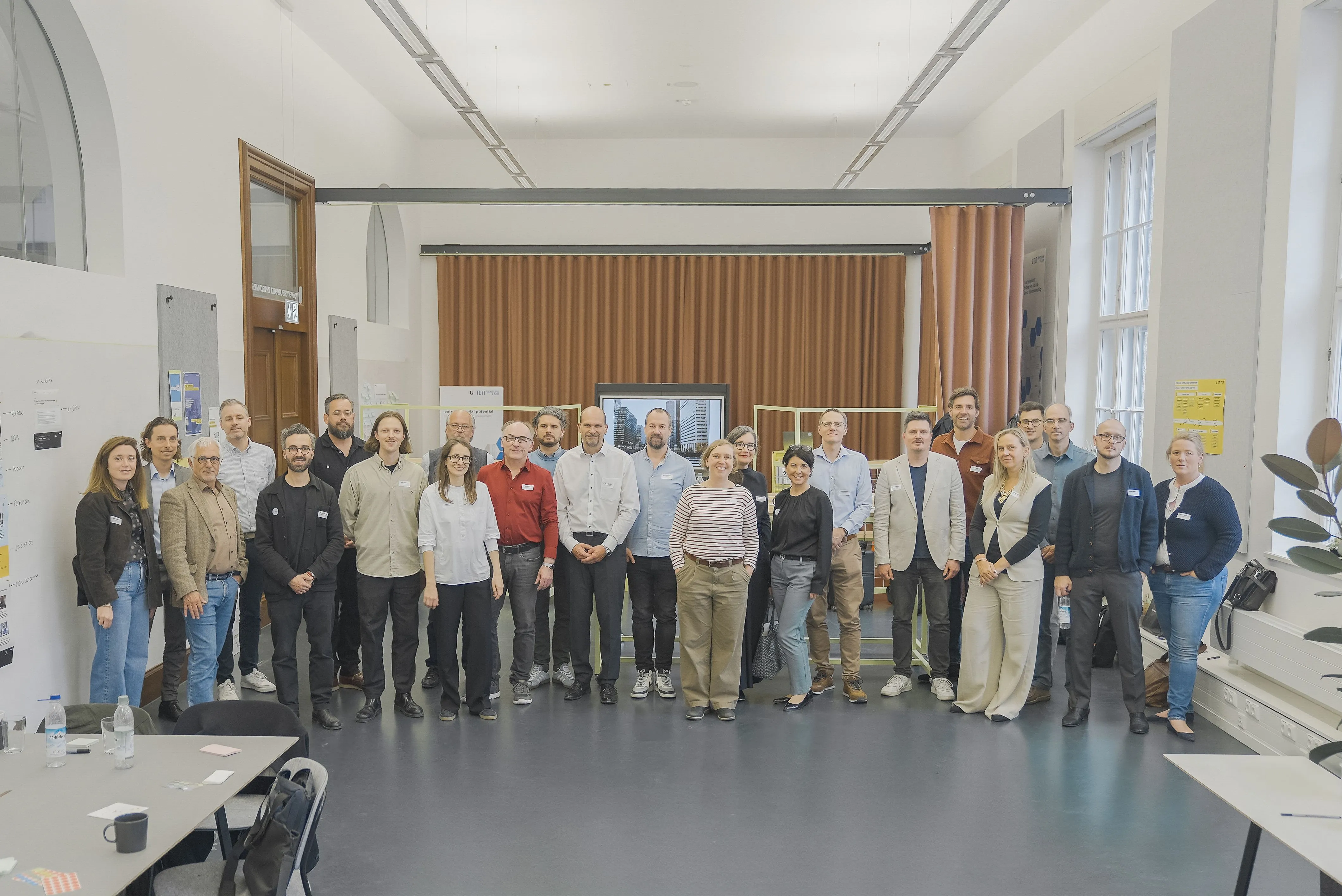 plattform-e-runder-tisch-teilnehmende